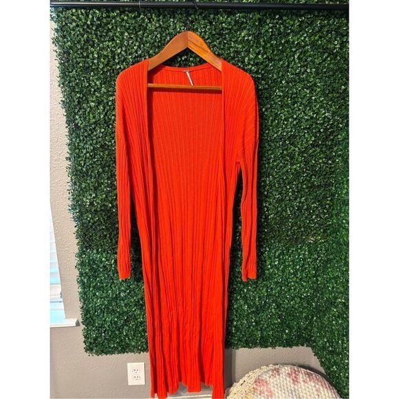 Free People Skylight Ribbed Long Sleeves Fitted Cardigan Red Size Large - Picture 3 of 6